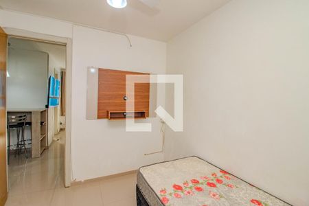 Quarto 1 de apartamento para alugar com 2 quartos, 40m² em Rubem Berta, Porto Alegre