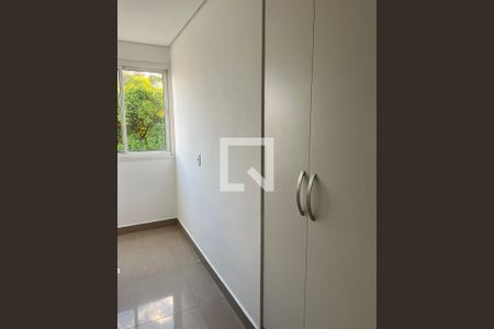 Quarto de apartamento para alugar com 2 quartos, 55m² em Vila Santa Claudina, Vinhedo