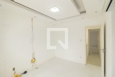 Suíte de casa para alugar com 2 quartos, 183m² em Campo Grande, Rio de Janeiro