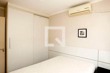 Quarto de apartamento à venda com 1 quarto, 55m² em Petrópolis, Porto Alegre