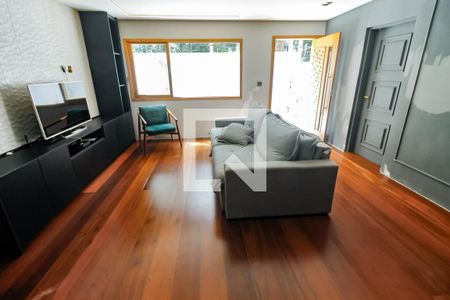 Sala de casa à venda com 4 quartos, 200m² em Jardim Lar Sao Paulo, São Paulo