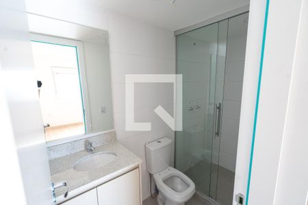 Banheiro da Suíte de apartamento para alugar com 2 quartos, 62m² em Jardim Sabará, Porto Alegre