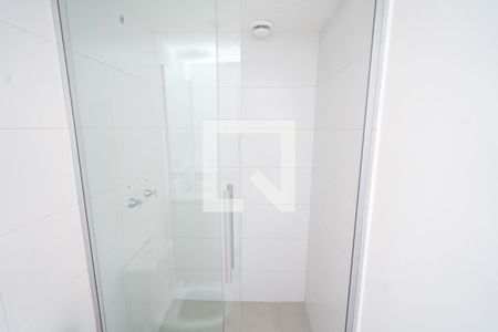 Banheiro da Suíte de apartamento para alugar com 2 quartos, 62m² em Jardim Sabará, Porto Alegre