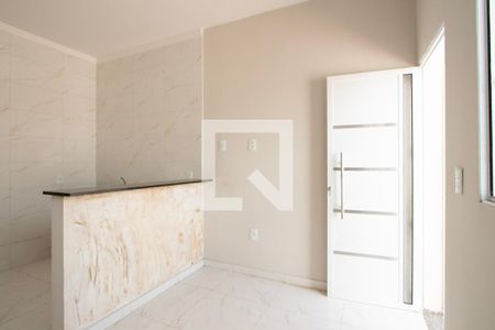 Sala  de casa para alugar com 2 quartos, 53m² em Jardim Verginia, Sorocaba