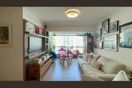 Sala de TV de apartamento à venda com 3 quartos, 101m² em Pinheiros, São Paulo