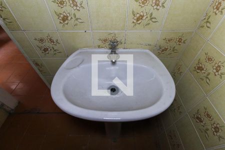 Banheiro de casa para alugar com 1 quarto, 39m² em Jardim Sao Pedro, São Paulo