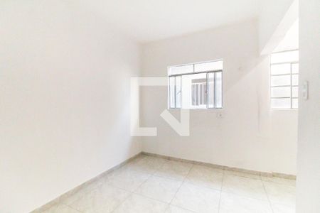 Cozinha de casa para alugar com 2 quartos, 40m² em Jardim Sao Pedro, São Paulo