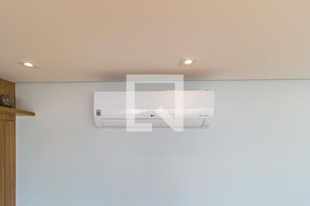 Detalhe - Sala de apartamento à venda com 3 quartos, 134m² em Vila Bertioga, São Paulo