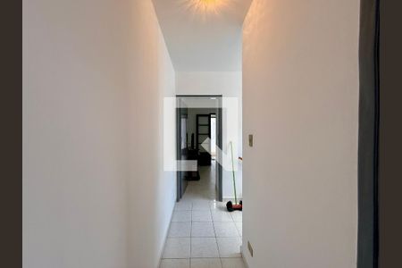 Corredor Quartos  de casa para alugar com 2 quartos, 90m² em Campo Belo, São Paulo