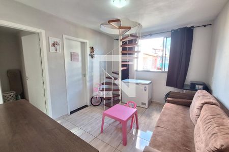 Sala de apartamento para alugar com 2 quartos, 75m² em Chácaras Rio-petrópolis, Duque de Caxias