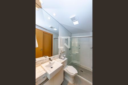 Banheiro Social de apartamento à venda com 1 quarto, 51m² em Coracao de Jesus, Belo Horizonte