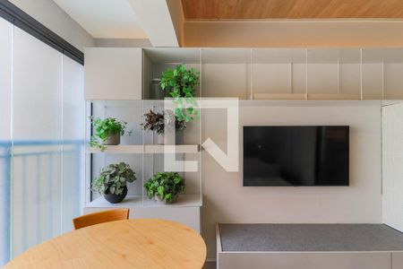 Varanda de kitnet/studio à venda com 1 quarto, 24m² em Campo Belo, São Paulo