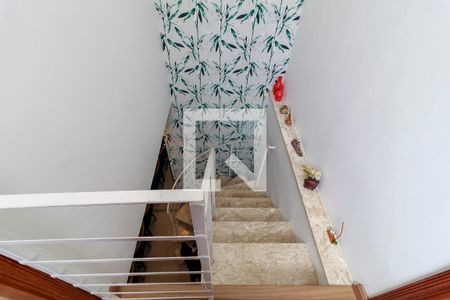 Escada de casa à venda com 3 quartos, 150m² em Vila Ernesto, São Paulo