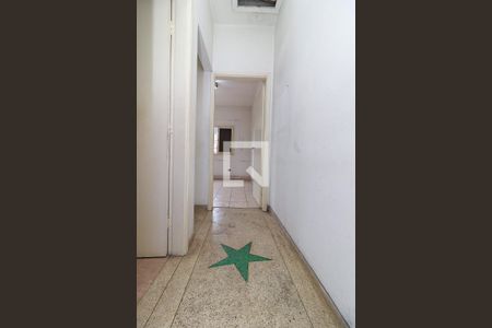 Corredor de casa para alugar com 2 quartos, 150m² em Jardim Maraca, São Paulo