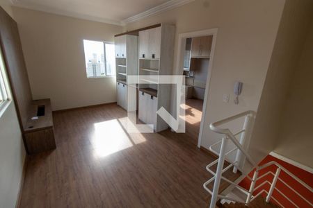 HALL PISO SUPERIOR de apartamento à venda com 3 quartos, 136m² em Parque das Flores, Campinas