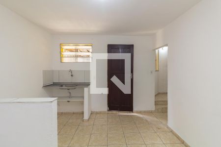 Sala/Cozinha de casa para alugar com 1 quarto, 48m² em Vila Monte Santo, São Paulo