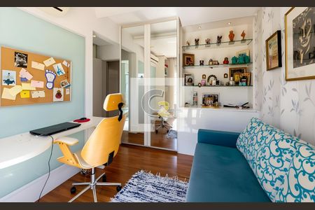 Apartamento para alugar com 4 quartos, 316m² em Vila Romana, São Paulo