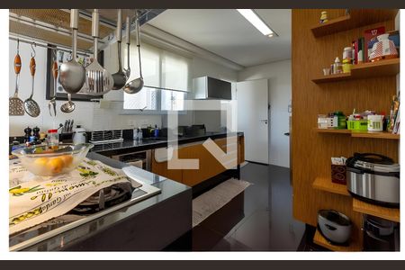 Apartamento para alugar com 4 quartos, 316m² em Vila Romana, São Paulo