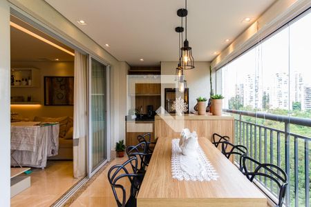 Apartamento à venda com 2 quartos, 104m² em Parque Reboucas, São Paulo