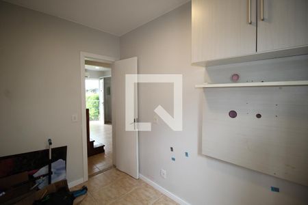 Quarto 1 de casa de condomínio para alugar com 3 quartos, 80m² em Humaitá, Porto Alegre