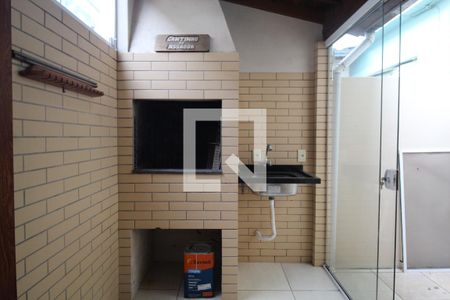 Churrasqueira de casa de condomínio à venda com 3 quartos, 80m² em Humaitá, Porto Alegre