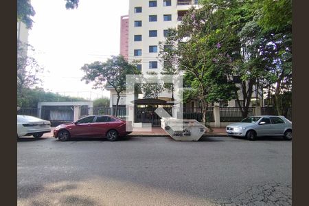 Fachada e portaria de apartamento para alugar com 2 quartos, 80m² em Jardim da Saúde, São Paulo