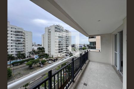 Varanda de apartamento para alugar com 3 quartos, 103m² em Recreio dos Bandeirantes, Rio de Janeiro