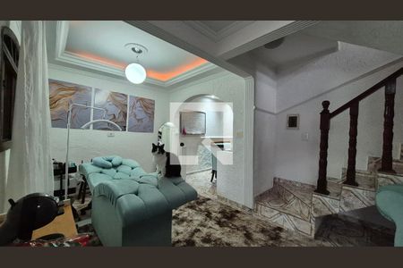 Sala de casa para alugar com 3 quartos, 180m² em Jardim Santo André CDHU, Santo André