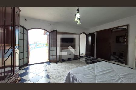 Quarto de casa para alugar com 3 quartos, 180m² em Jardim Santo André CDHU, Santo André