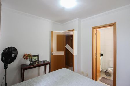 Suíte de apartamento para alugar com 3 quartos, 62m² em Serrano, Belo Horizonte