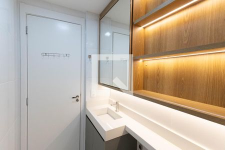 Banheiro de apartamento à venda com 1 quarto, 34m² em Vila Guilherme, Guarulhos