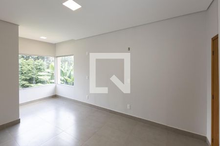 Suíte 1 de casa de condomínio à venda com 3 quartos, 332m² em Arvoredo, Nova Lima