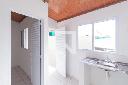 Cozinha de casa para alugar com 1 quarto, 24m² em Jardim Ana Estela, Carapicuíba