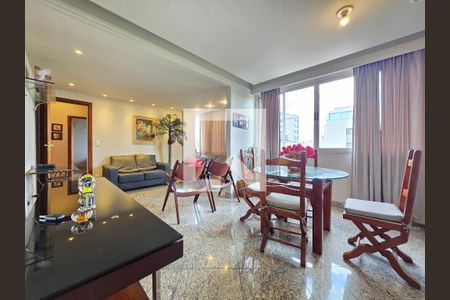 Sala de apartamento à venda com 3 quartos, 83m² em São Pedro, Belo Horizonte