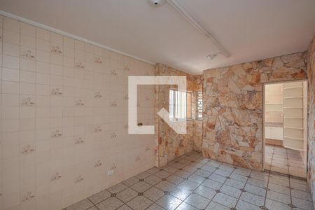 Casa para alugar com 2 quartos, 240m² em Campo Grande, São Paulo