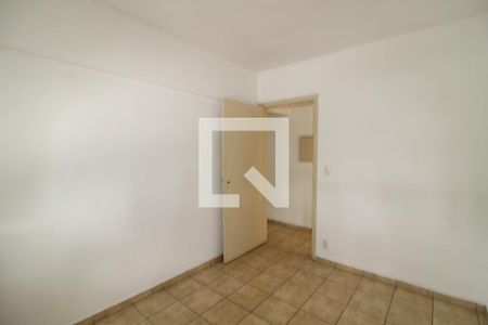 Quarto 1 de apartamento para alugar com 2 quartos, 75m² em Vila Pirajussara, São Paulo