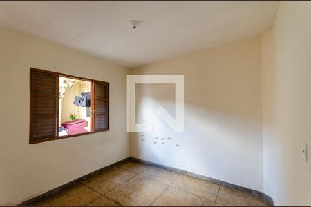 Quarto 1 de casa para alugar com 1 quarto, 40m² em Jardim Guarani, São Paulo