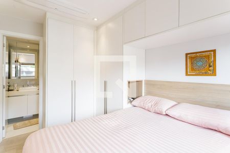 Quarto Suíte de apartamento à venda com 2 quartos, 64m² em Indianópolis, São Paulo