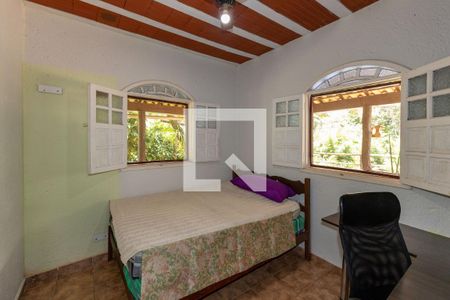 Quarto 2 de casa de condomínio à venda com 4 quartos, 350m² em Arvoredo, Nova Lima