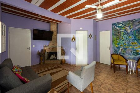 Sala com Lareira de casa de condomínio à venda com 4 quartos, 350m² em Arvoredo, Nova Lima