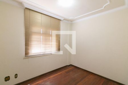 Apartamento à venda com 3 quartos, 80m² em Itapoã, Belo Horizonte