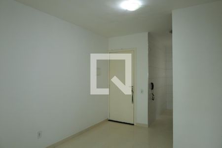 Sala de apartamento para alugar com 2 quartos, 34m² em Guaianases, São Paulo