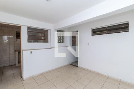 Quarto 2 de casa para alugar com 2 quartos, 40m² em Glória, Belo Horizonte