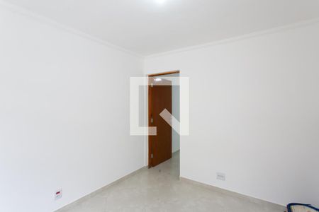 Sala de casa para alugar com 1 quarto, 40m² em Jardim Itapemirim, São Paulo