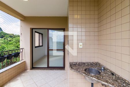 Apartamento para alugar com 4 quartos, 149m² em Vila Suzana, São Paulo