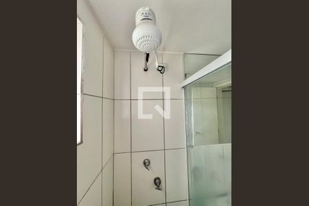 Banheiro de apartamento para alugar com 2 quartos, 51m² em Vila Carminha, Campinas