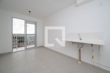 Kitnet/Studio para alugar com 2 quartos, 40m² em Jardim Itacolomi, São Paulo