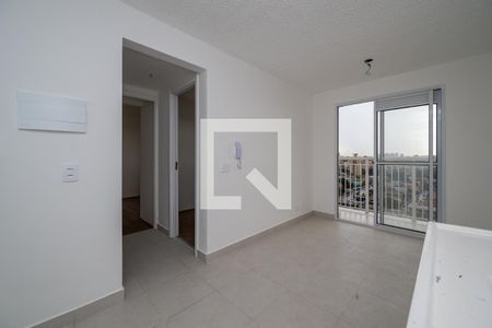 Kitnet/Studio para alugar com 2 quartos, 40m² em Jardim Itacolomi, São Paulo