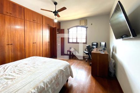 Suite 1 de casa à venda com 3 quartos, 400m² em Trevo, Belo Horizonte