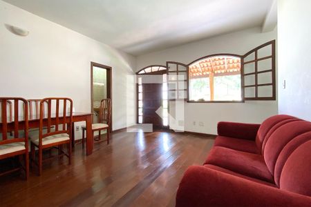 Sala de casa à venda com 3 quartos, 400m² em Trevo, Belo Horizonte